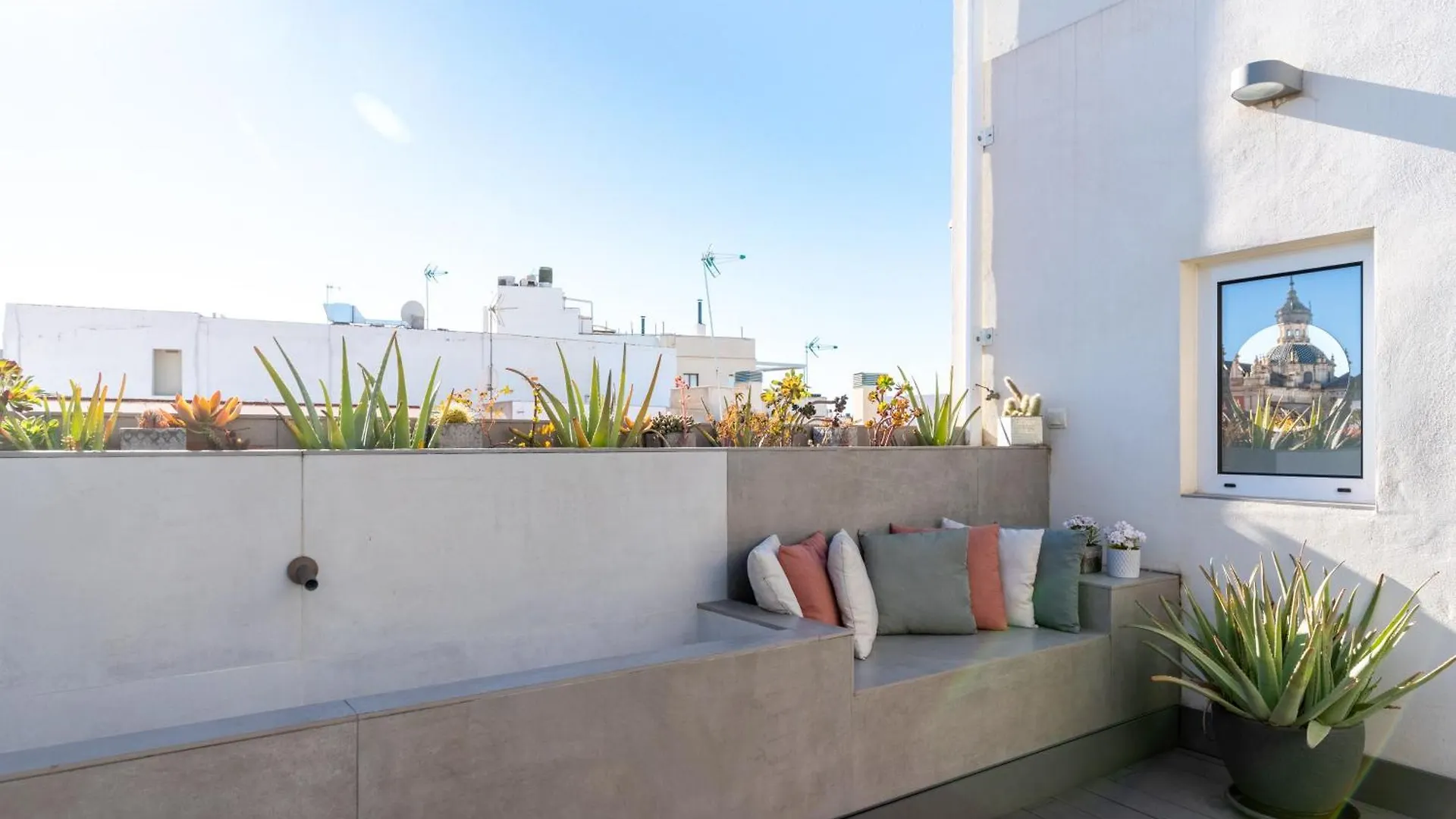 Centrico Y Luminoso Atico Apartment Seville
